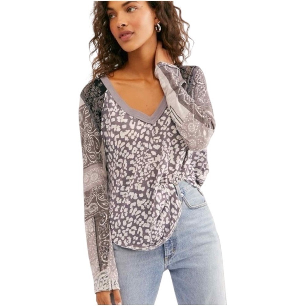 Free People Friday Night Long Sleeved Mixed Print Bandana V-Neck Tee Shirt Small